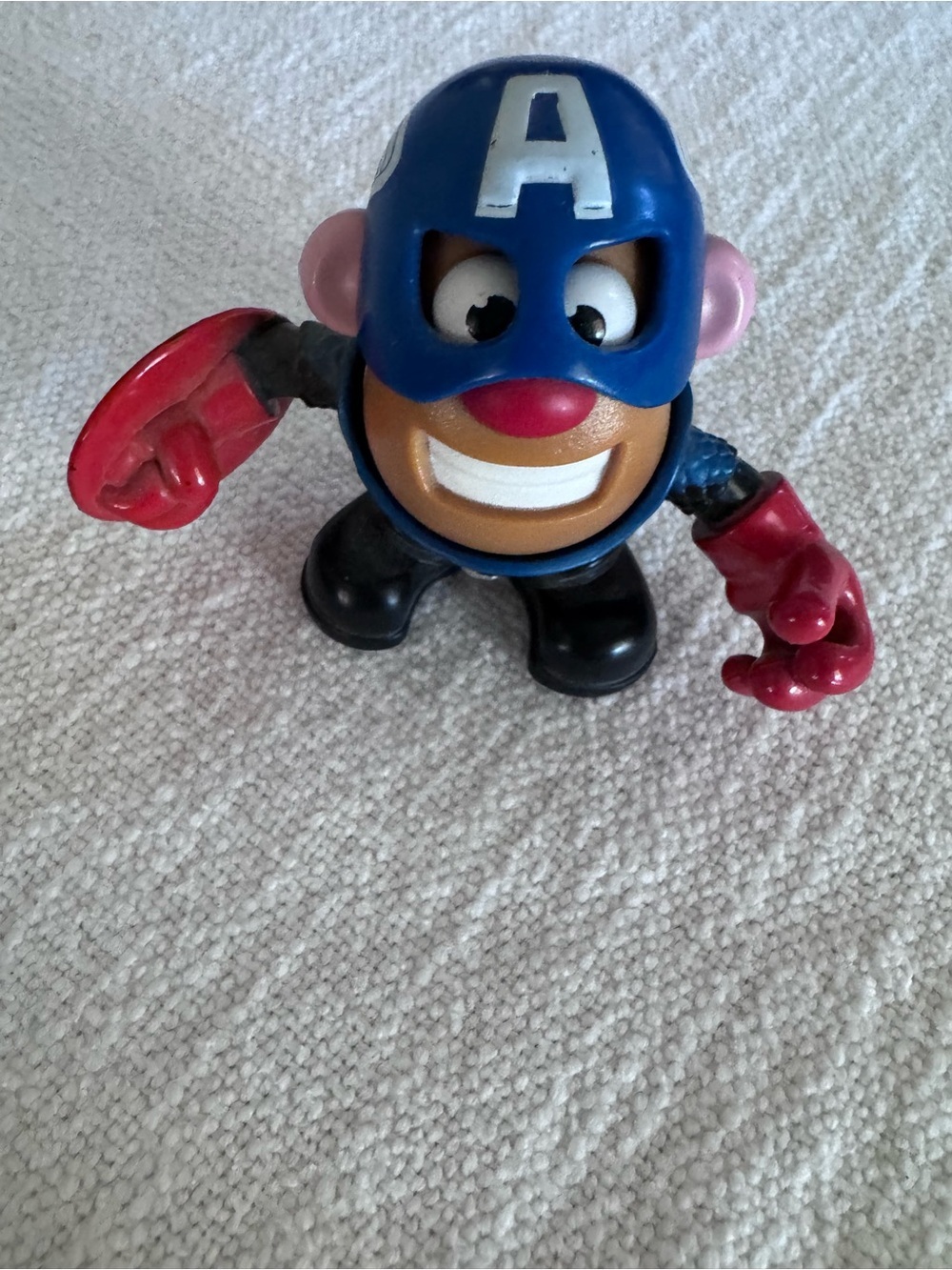 Marvel Avengers Mr Potato Head Mini Mixable Mashable Hero Figure Captain Ame